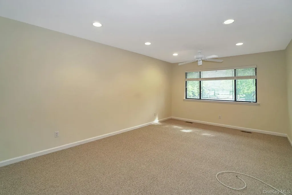 23 Meadowood Drive Jericho NY 11753