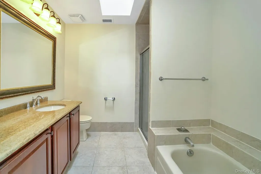 23 Meadowood Drive Jericho NY 11753