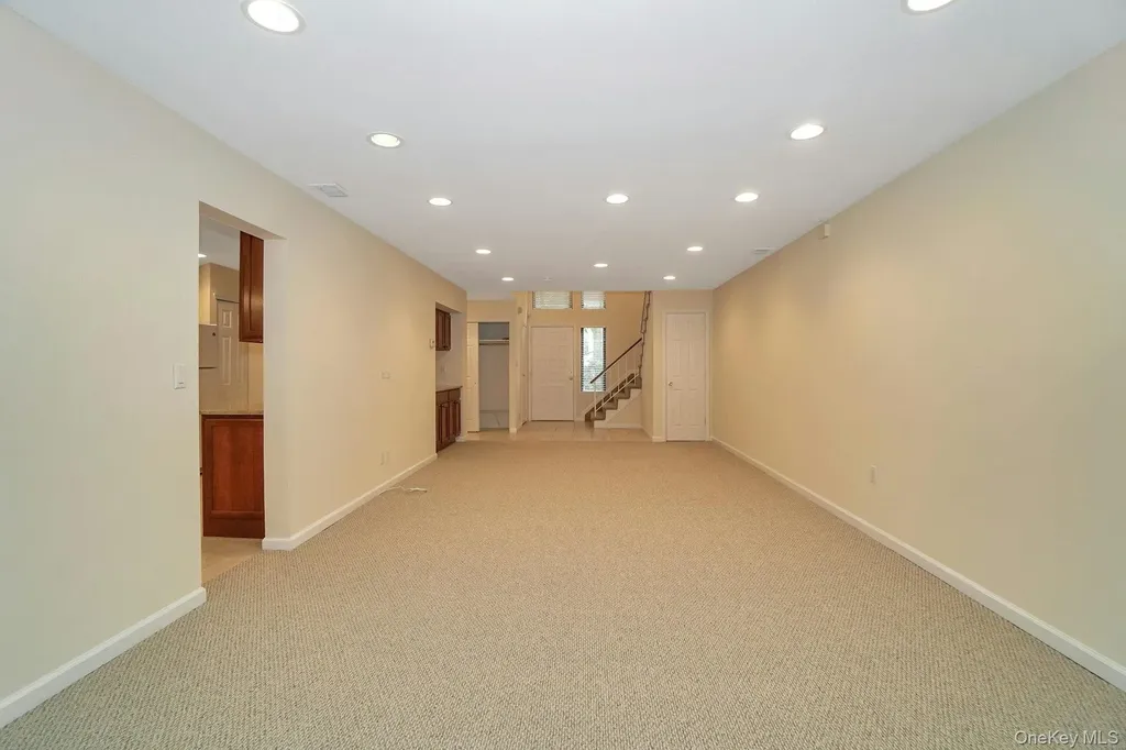 23 Meadowood Drive Jericho NY 11753