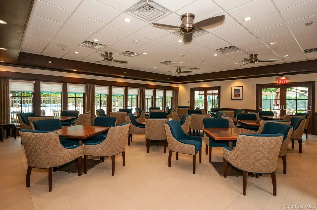 23 Meadowood Drive Jericho NY 11753