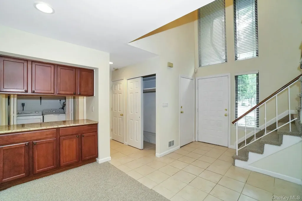 23 Meadowood Drive Jericho NY 11753