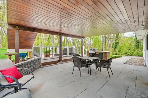 4 Fairmont Terrace West Nyack NY 10994
