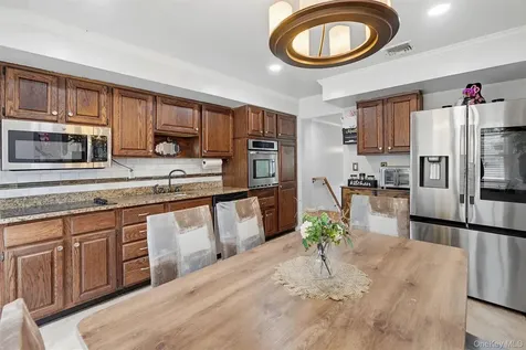 4 Fairmont Terrace West Nyack NY 10994