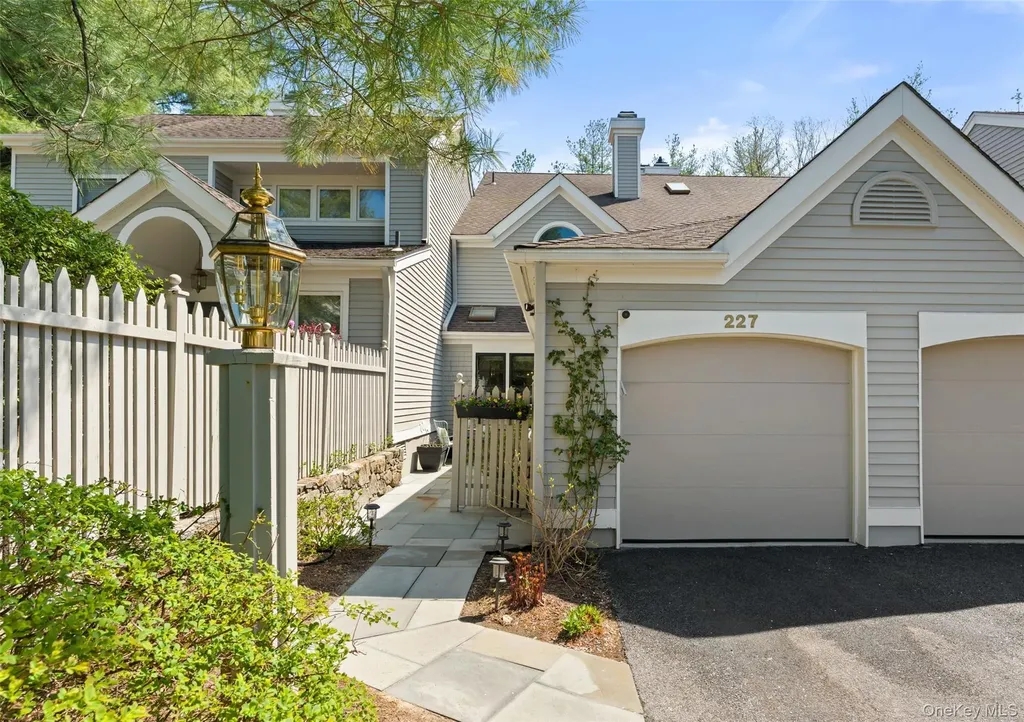 227 Boulder Ridge Road Scarsdale NY 10583