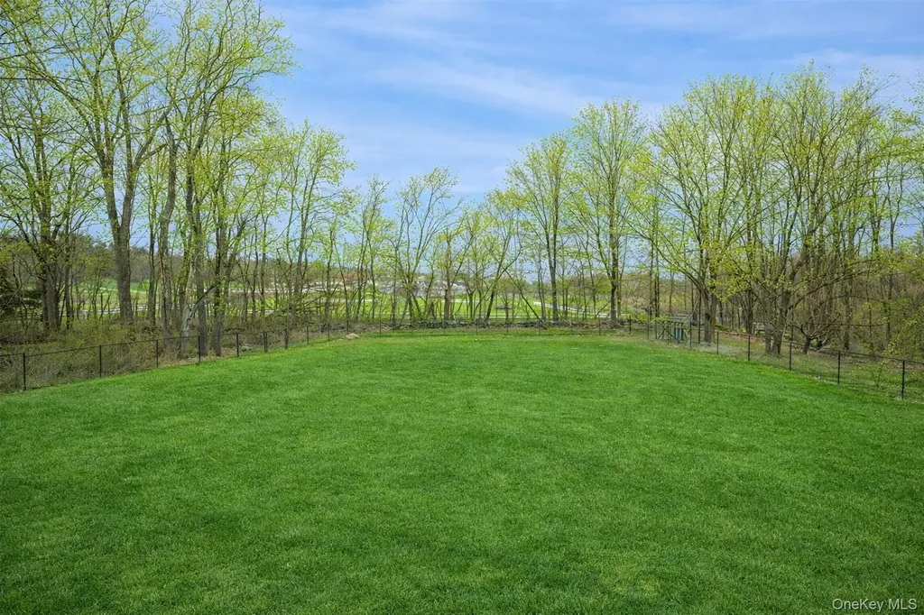 22 Valkill Drive Poughkeepsie NY 12601