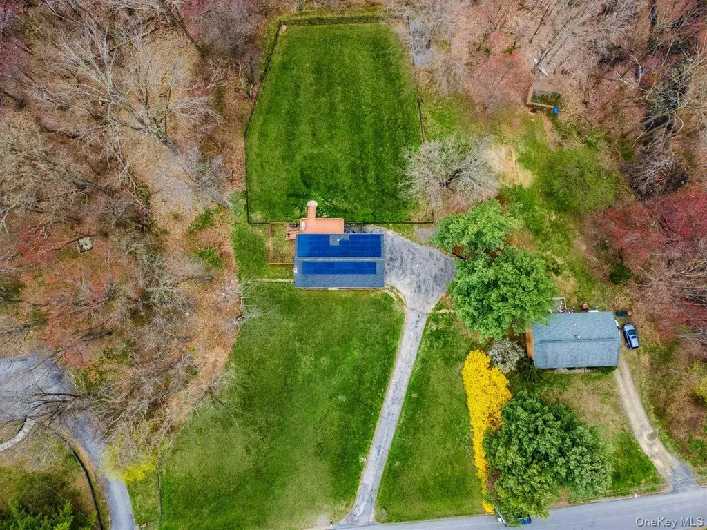 22 Valkill Drive Poughkeepsie NY 12601