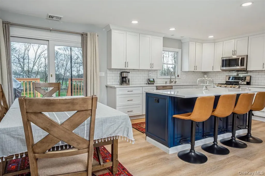22 Valkill Drive Poughkeepsie NY 12601