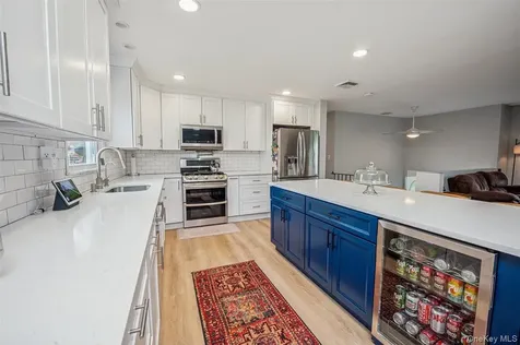 22 Valkill Drive Poughkeepsie NY 12601