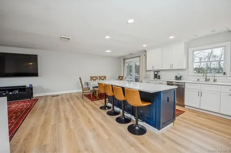22 Valkill Drive Poughkeepsie NY 12601