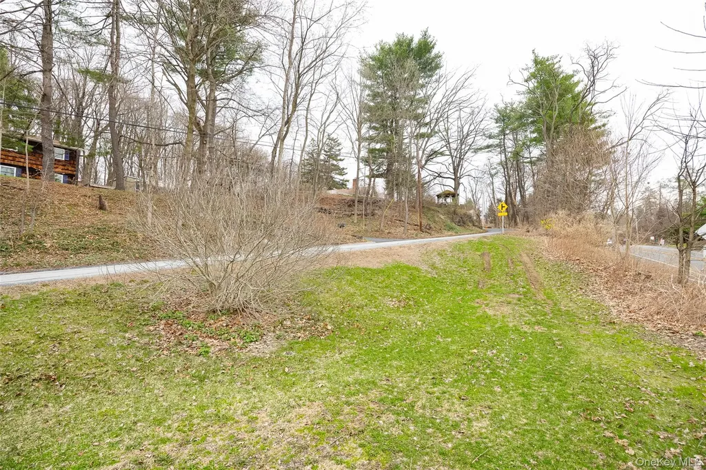 23 Howard Road Poughkeepsie NY 12603
