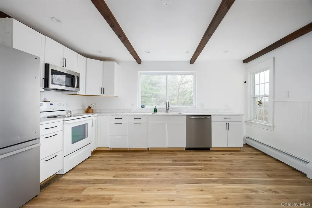 23 Howard Road Poughkeepsie NY 12603