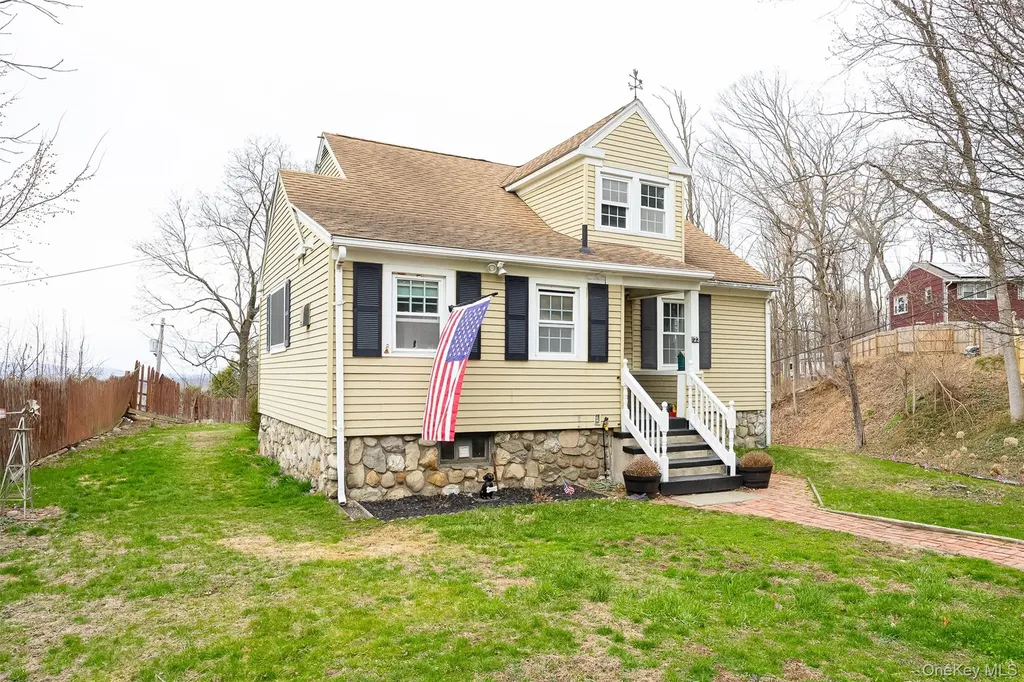 23 Howard Road Poughkeepsie NY 12603