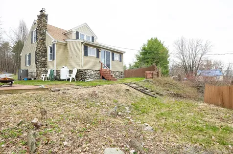23 Howard Road Poughkeepsie NY 12603