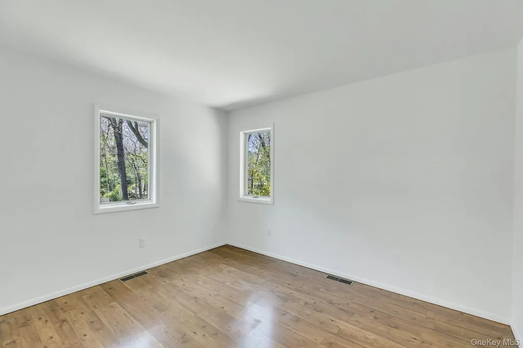 3 Quail Run Hampton Bays NY 11946