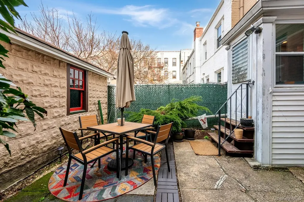 1918 Ditmars Boulevard Astoria NY 11105