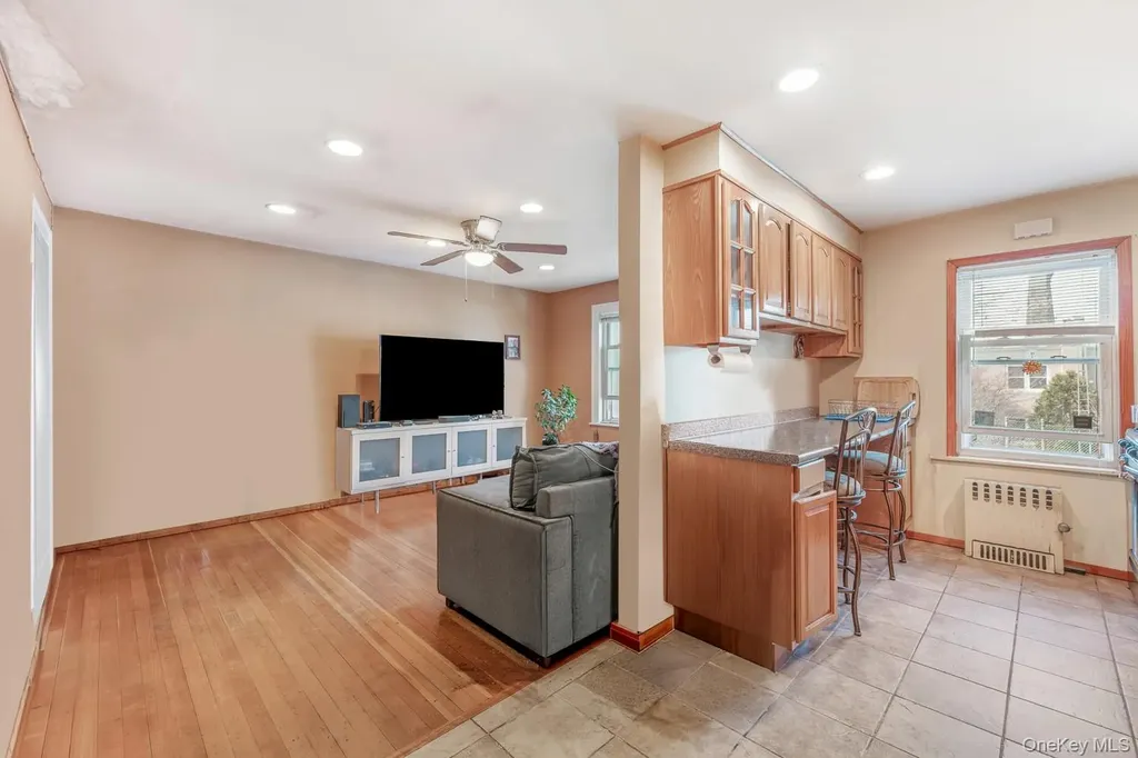 1918 Ditmars Boulevard Astoria NY 11105