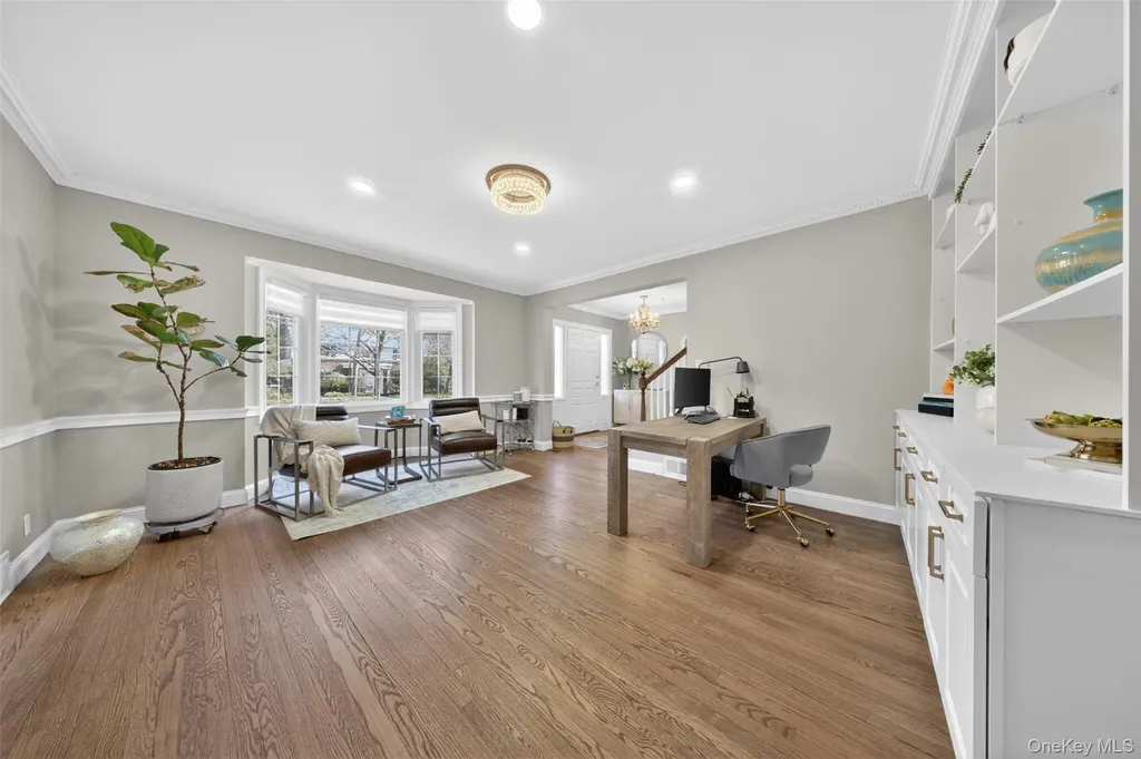 24 Wensley Drive Great Neck NY 11021