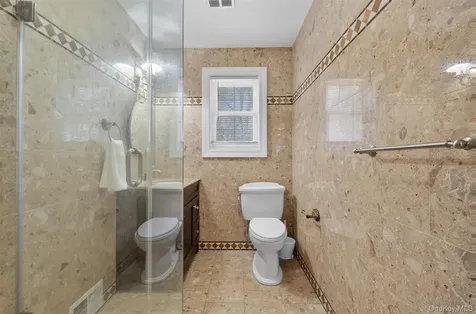 24 Wensley Drive Great Neck NY 11021