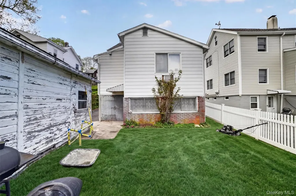 32 Terrace Avenue Ossining NY 10562