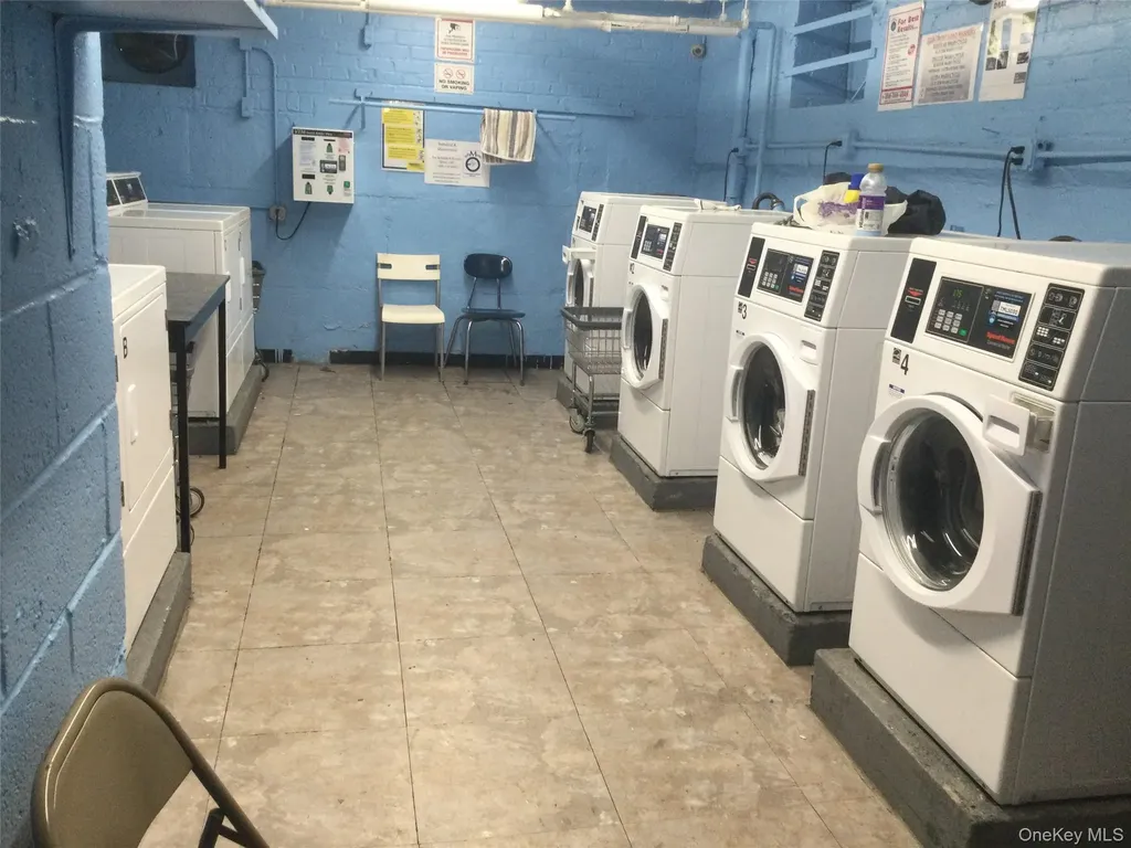 144-75 Melbourne Avenue Flushing NY 11367