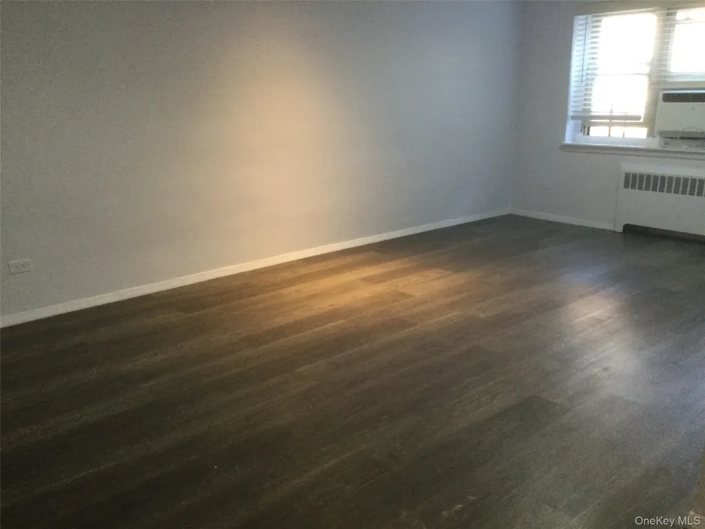 144-75 Melbourne Avenue Flushing NY 11367