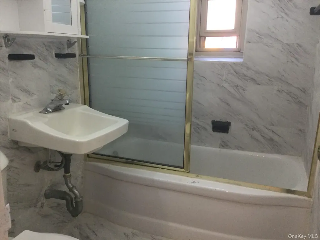 144-75 Melbourne Avenue Flushing NY 11367