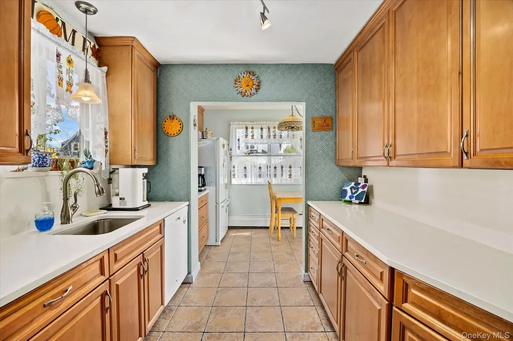 210-10 34th Road Bayside NY 11361