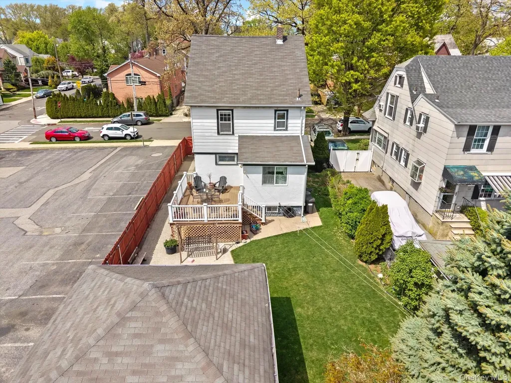 210-10 34th Road Bayside NY 11361