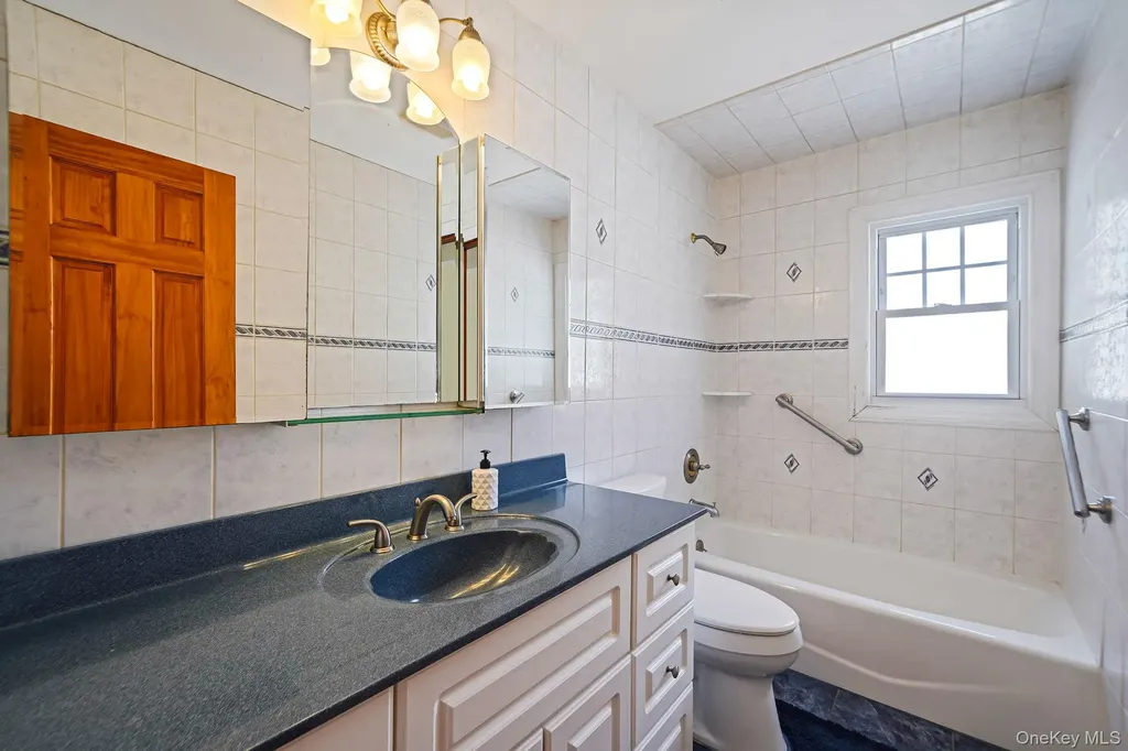 34 Oxbow Road Patchogue NY 11772