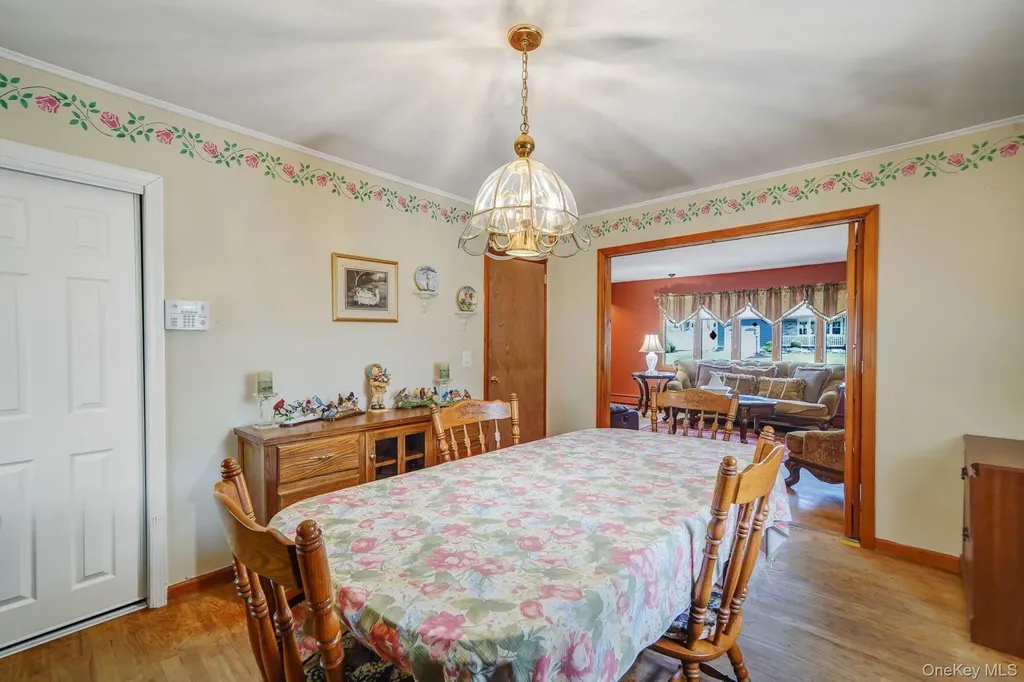 34 Oxbow Road Patchogue NY 11772