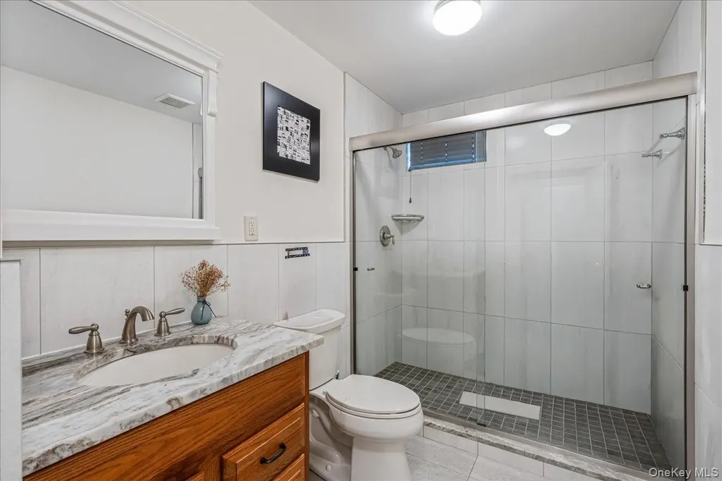 39 Coolidge Avenue Roslyn Heights NY 11577
