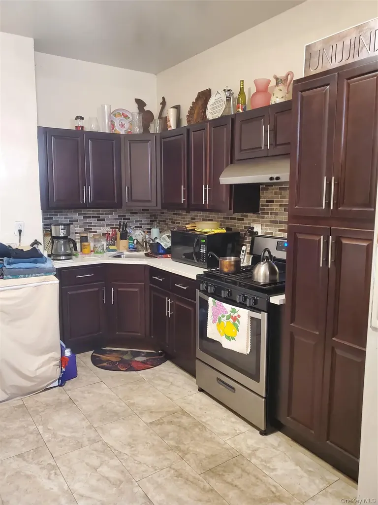 971 Teller Avenue Bronx NY 10456