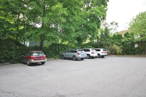 241 E Main Mount Kisco NY 10549