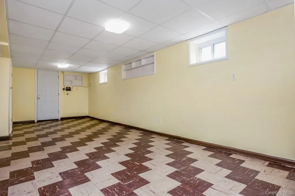 77-21 76th Street Glendale NY 11385