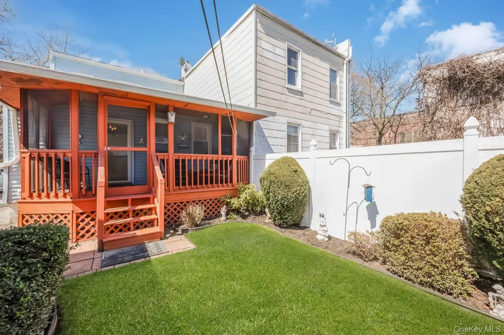 77-21 76th Street Glendale NY 11385