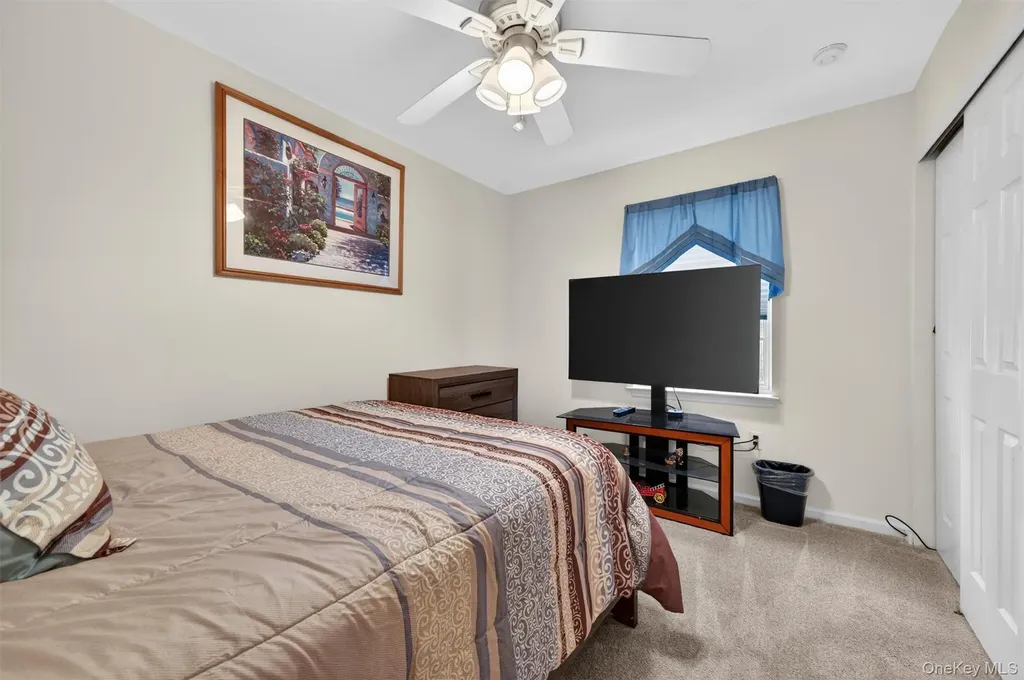 28 Lois Lane Monroe NY 10950