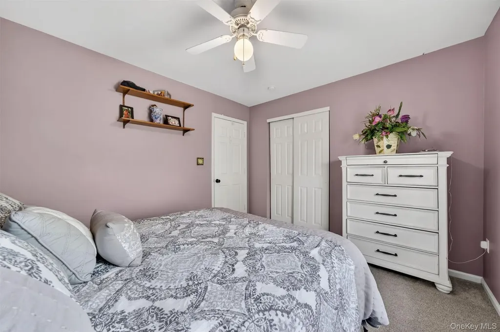 28 Lois Lane Monroe NY 10950