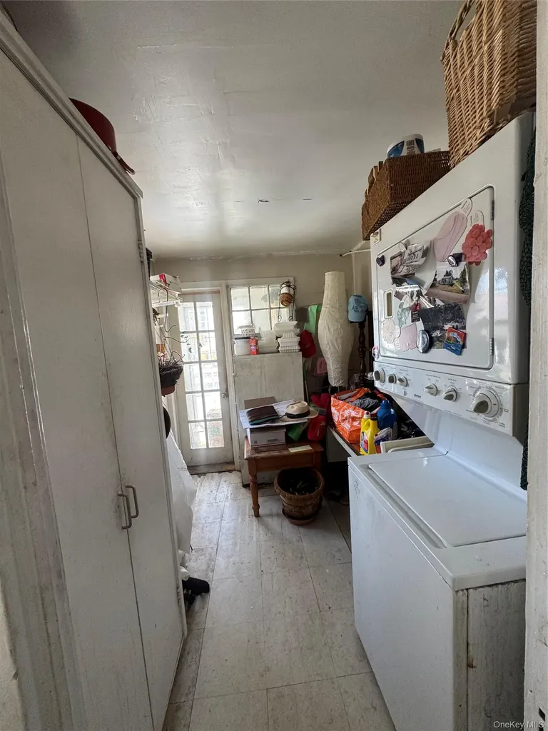 4055 -4059 Murdock Avenue Bronx NY 10466