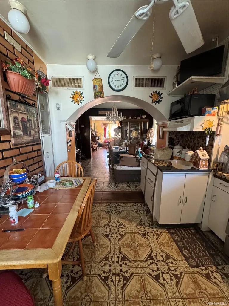 4055 -4059 Murdock Avenue Bronx NY 10466