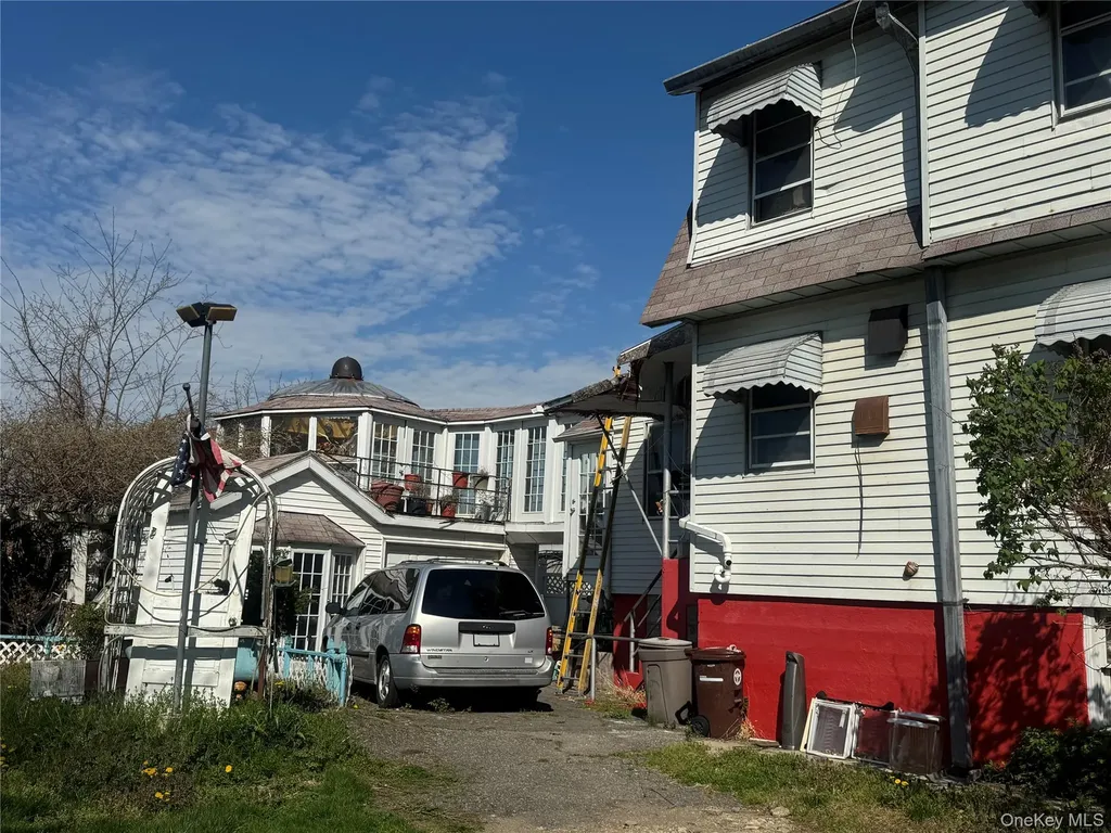 4055 -4059 Murdock Avenue Bronx NY 10466