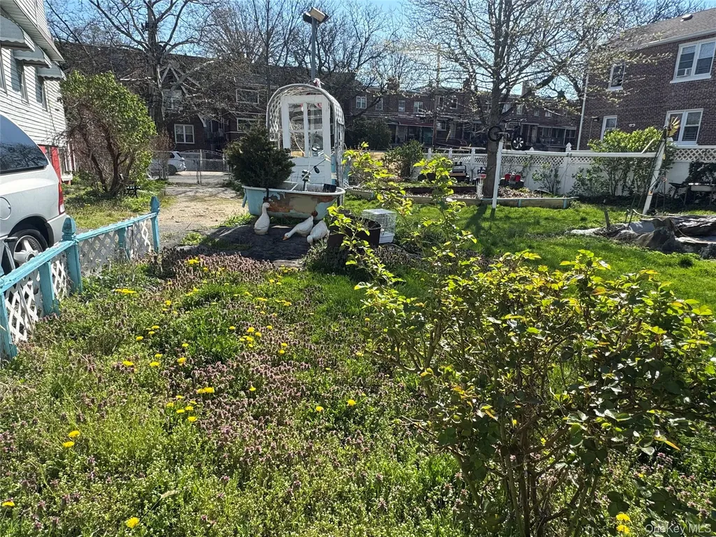 4055 -4059 Murdock Avenue Bronx NY 10466