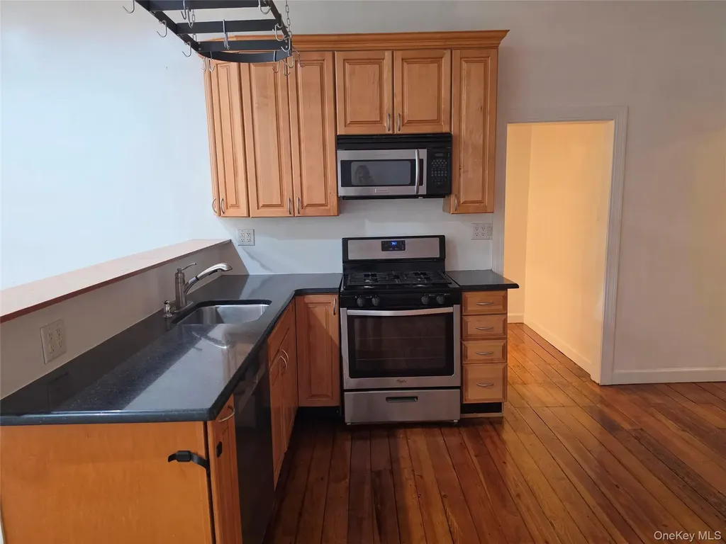 60 Main Street Tappan NY 10983