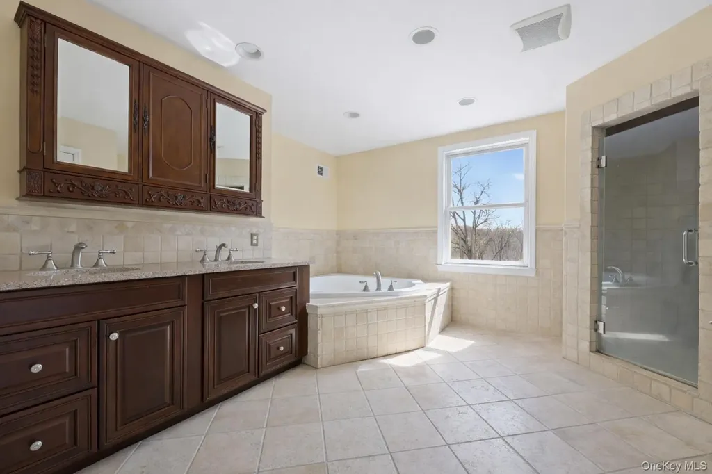 4 Stuart Lane Katonah NY 10536