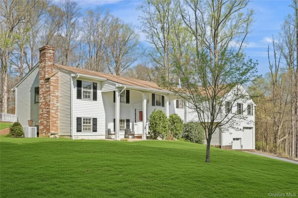 4 Stuart Lane Katonah NY 10536