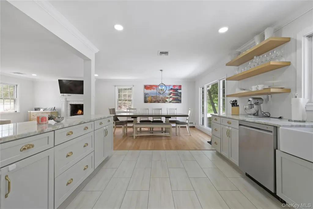 4 Stuart Lane Katonah NY 10536
