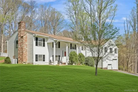 4 Stuart Lane Katonah NY 10536