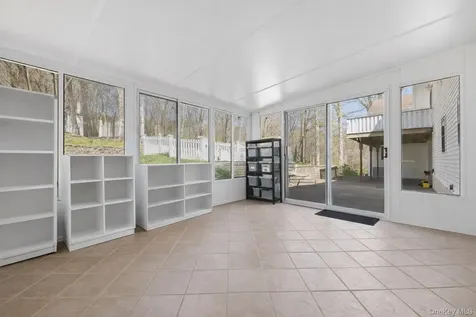 4 Stuart Lane Katonah NY 10536