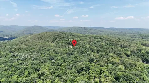 474 Lane Gate Road Cold Spring NY 10516