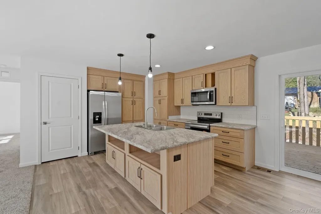 165 Park Avenue Monticello NY 12701