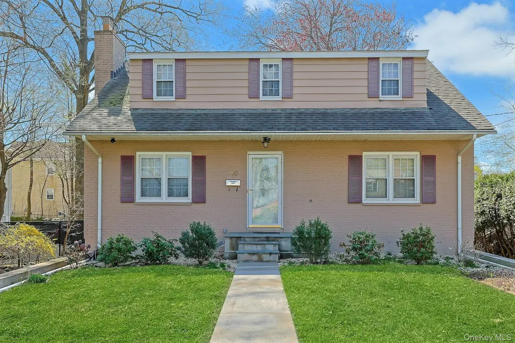 43 John Alden Road New Rochelle NY 10801
